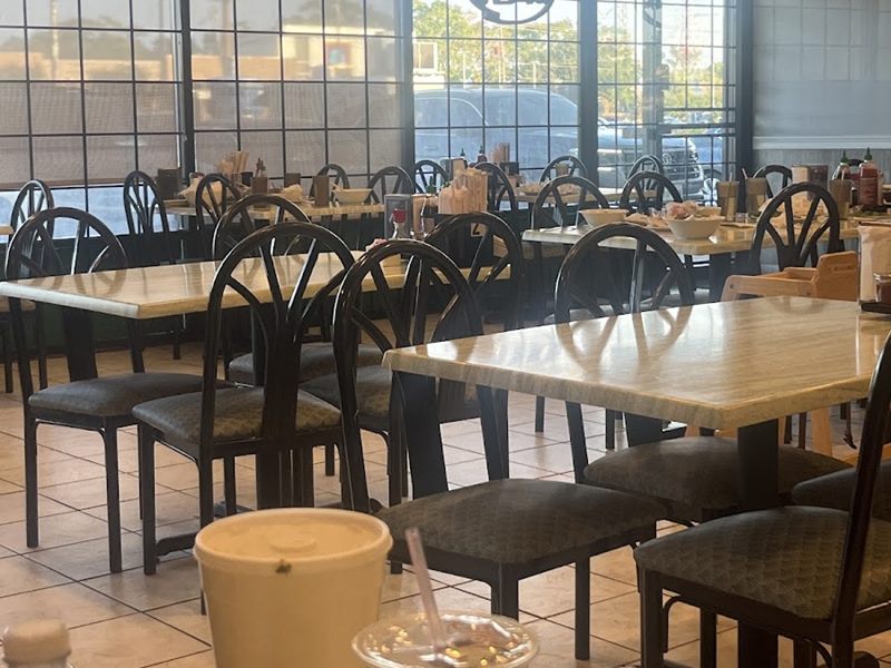 Saigon Gessner Noodle & Rice interior