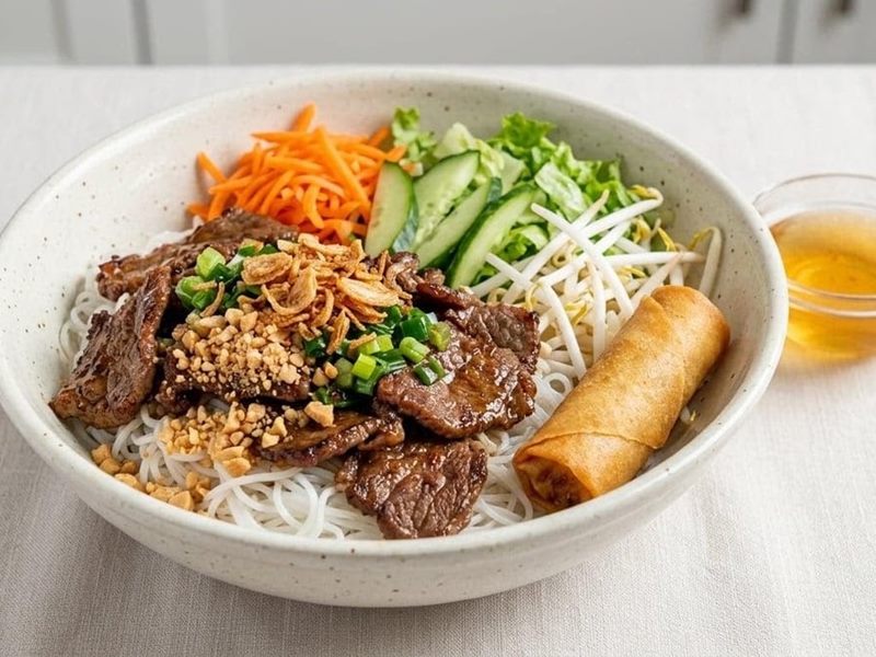 Saigon Gessner Noodle & Rice food